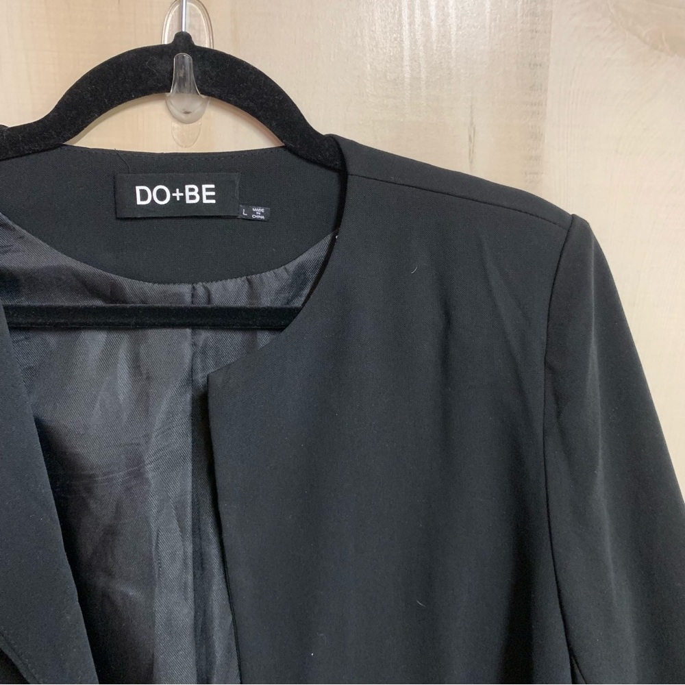 DO + BE Ruffle Classic Blazer Size Large - Picture 5 of 11